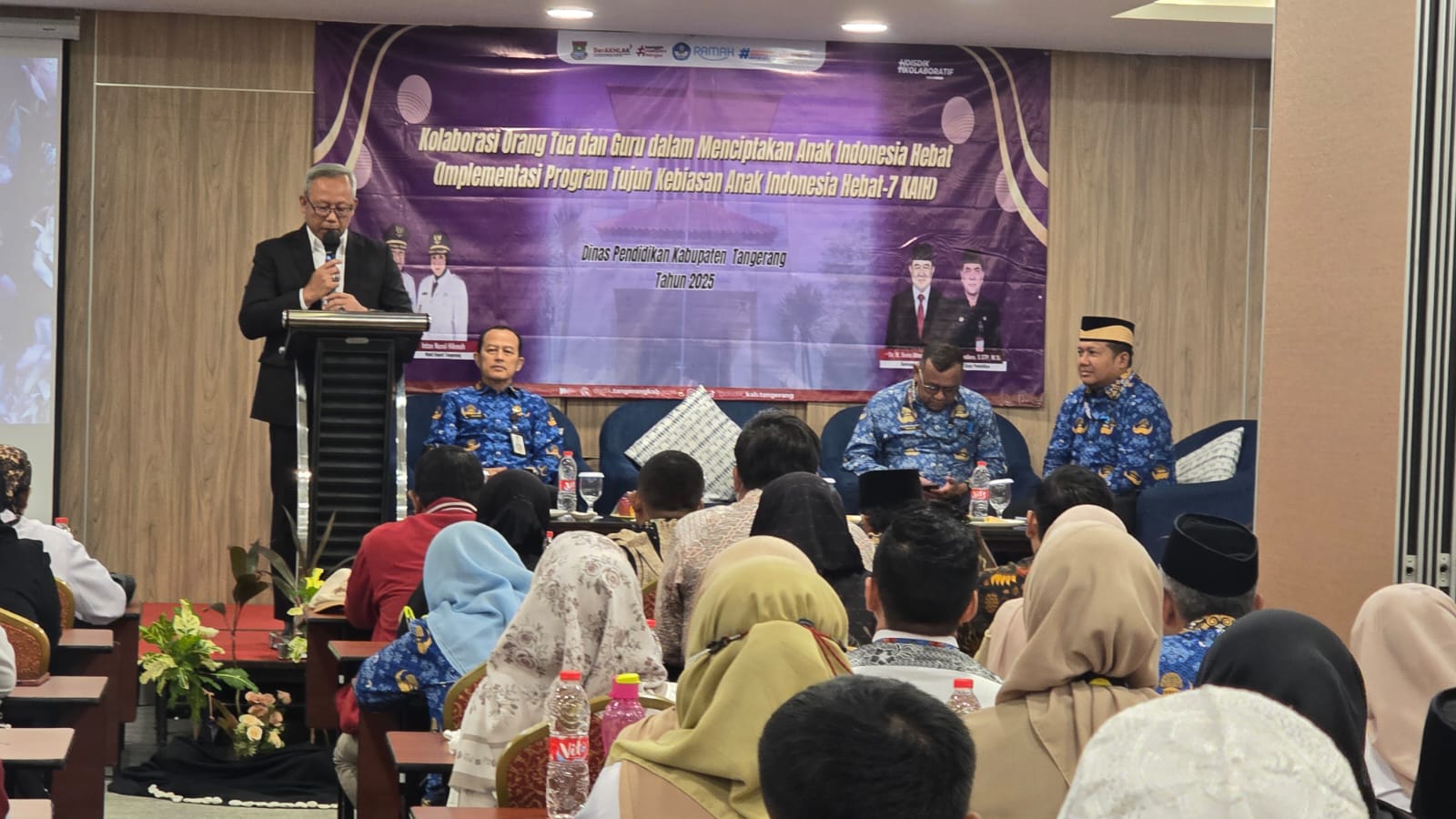 Kegiatan Bersama Dinas Pendidikan Kabupaten Tanggerang Bersama Orang Tua dan Guru 4